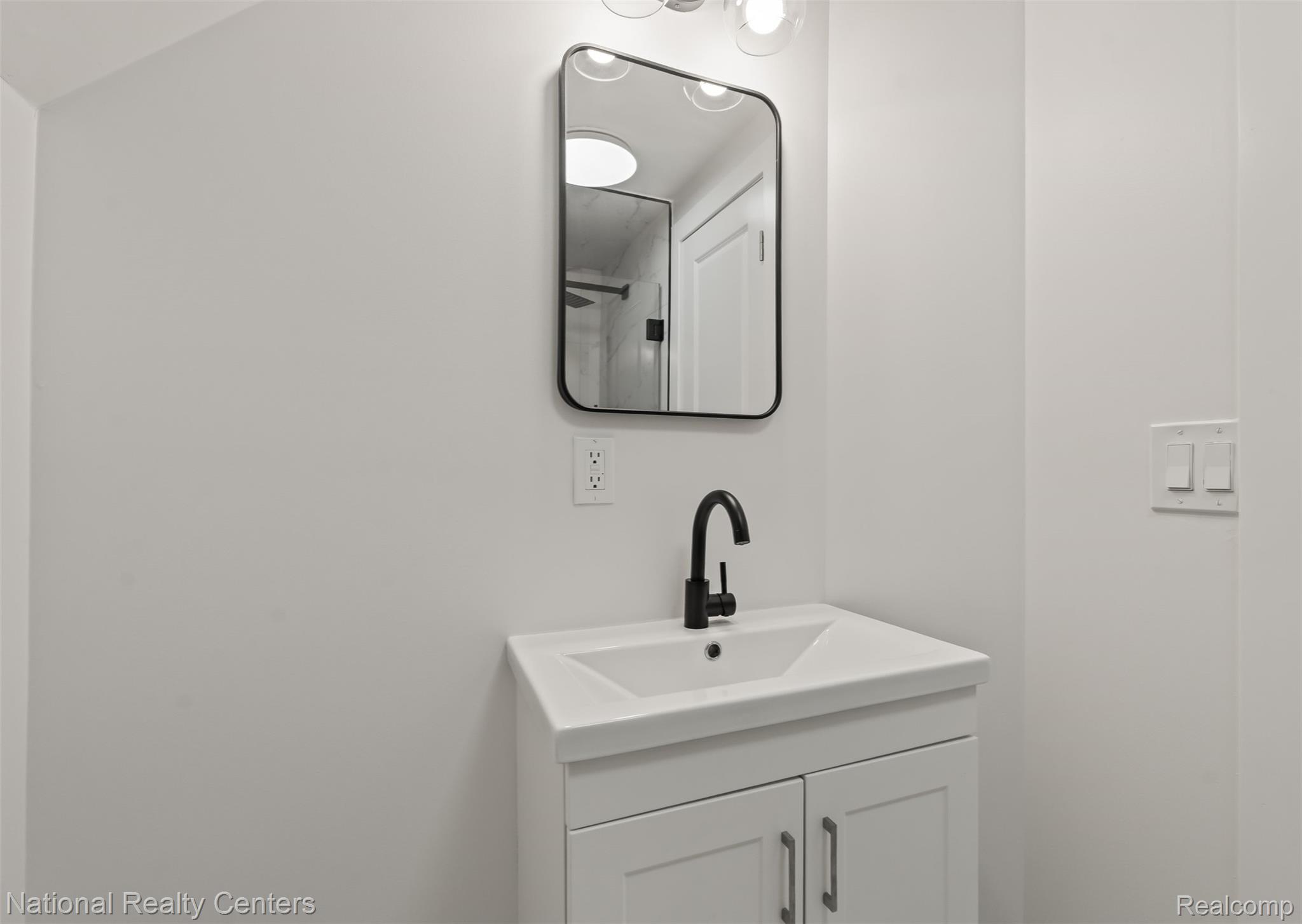 2616 Kenmore Road Berkley, MI 48072 - Photo 26 of 39 Kenmore-33.jpg
