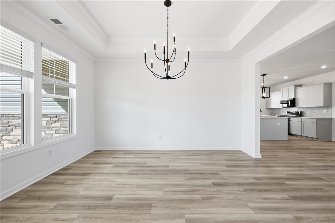218 Bellflower Lane Anderson, SC 29625 - Photo 5 of 37 Dining Room