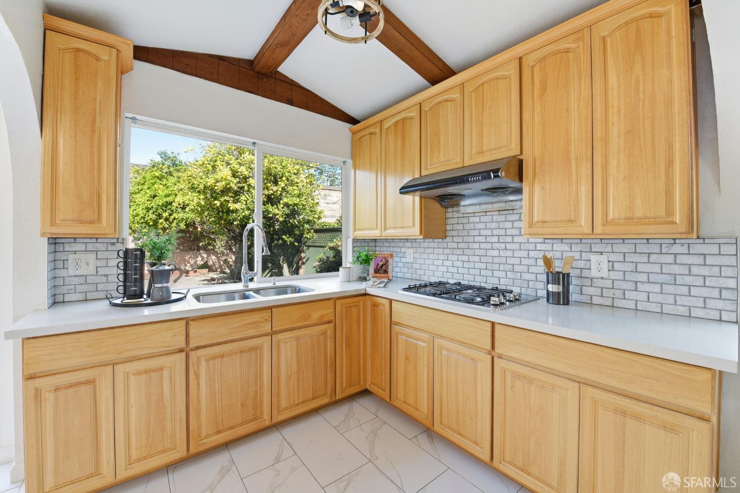 2671 Hawthorne Avenue Hayward, CA 94545 - Photo 20 of 32