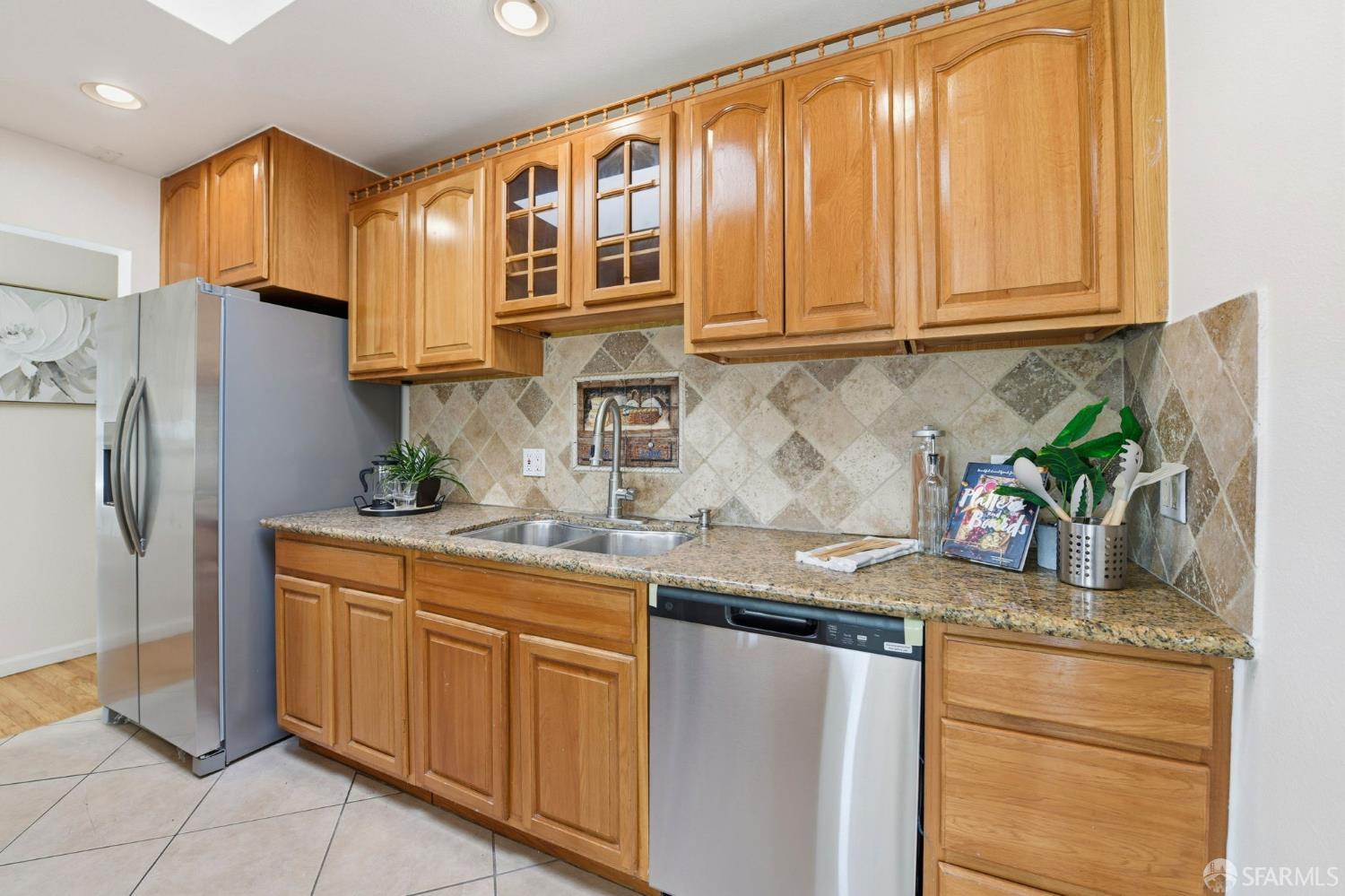 2671 Hawthorne Avenue Hayward, CA 94545 - Photo 7 of 32