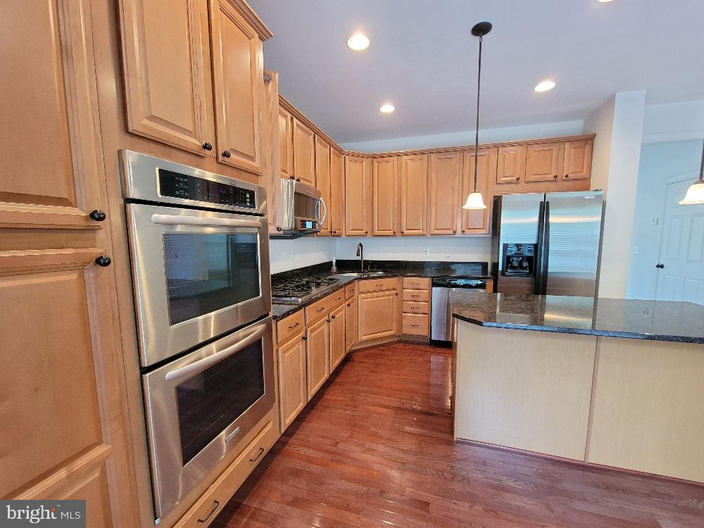 806 West Glebe Road Alexandria, VA 22305 - Photo 6 of 22 Kitchen
