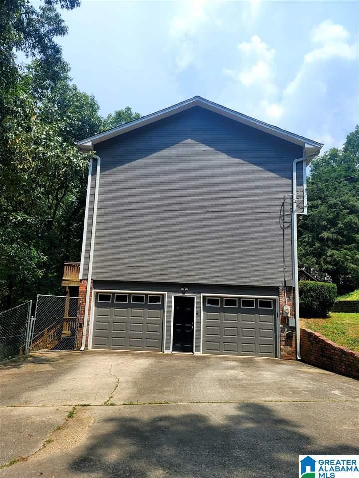 2123 Diane Circle Alabaster, AL 35007 - Photo 2 of 16