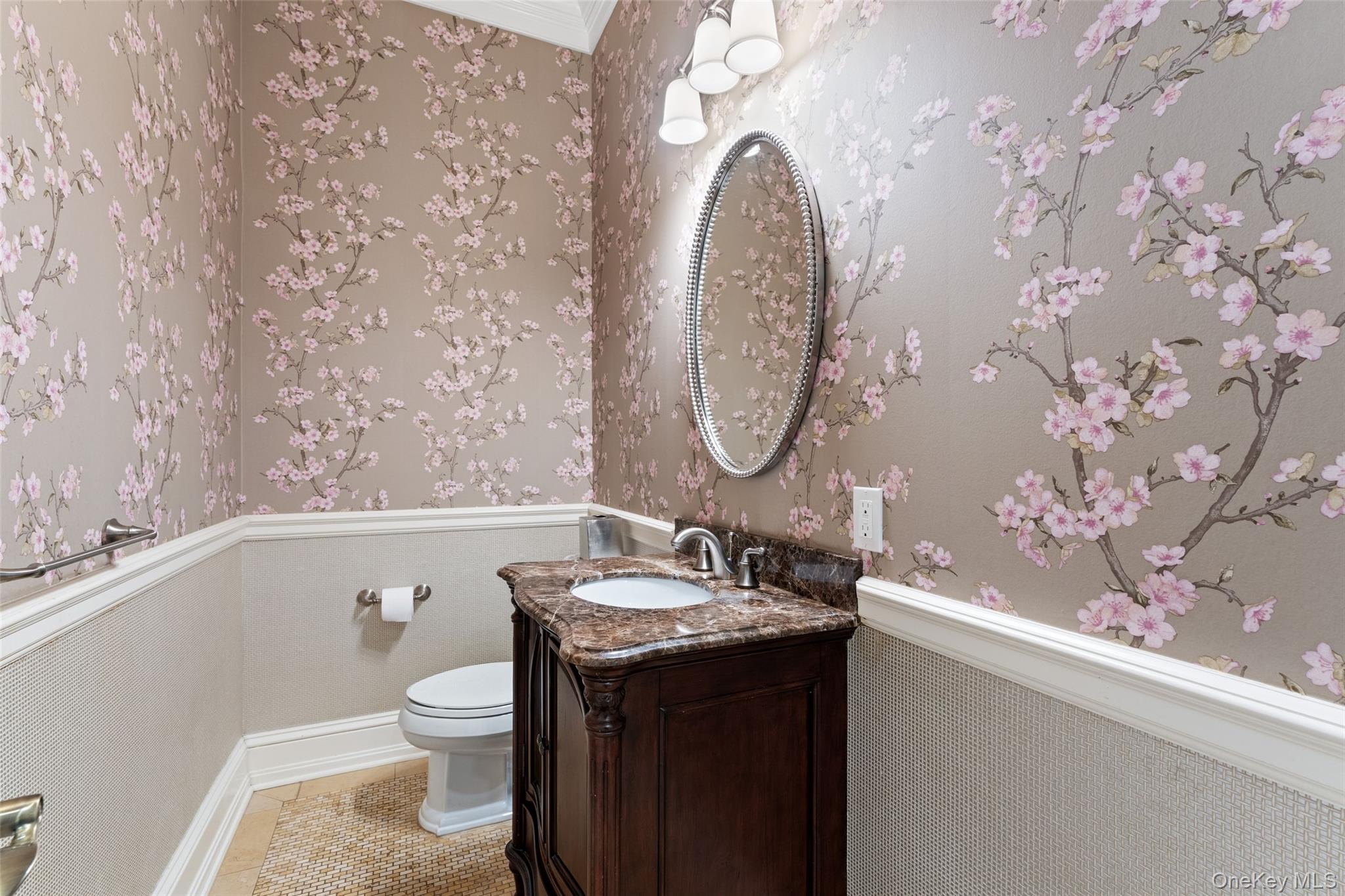 64 Stratton Road Scarsdale, NY 10583 - Photo 13 of 49 Powder Room