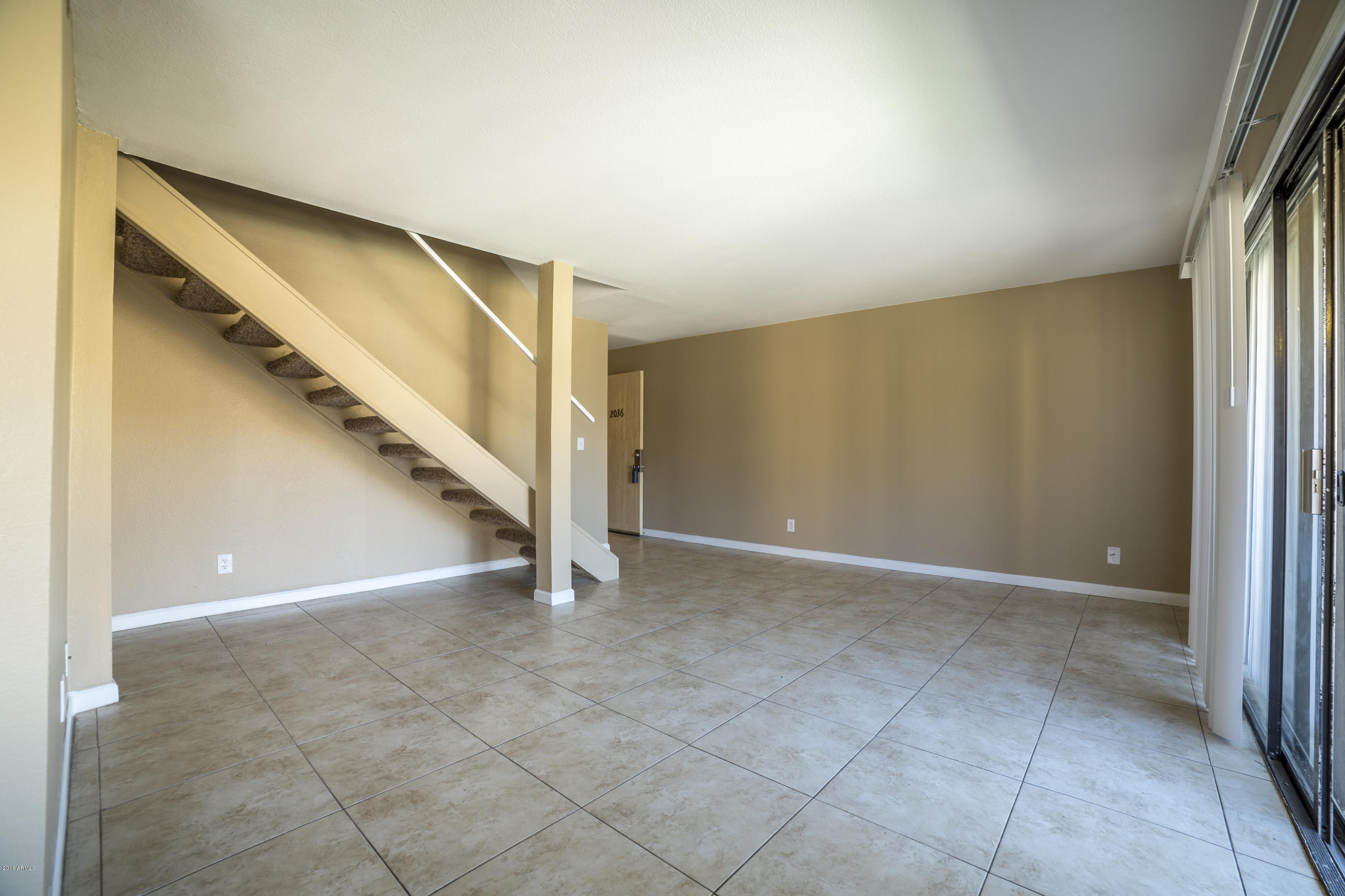 5401 East Thomas Road, Unit 2036 Phoenix, AZ 85018 - Photo 11 of 25 Great Room Area