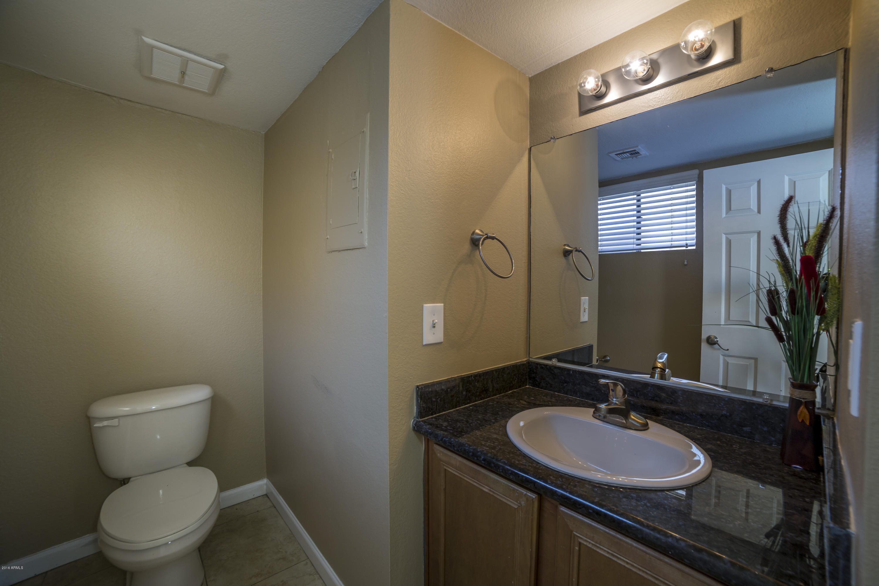 5401 East Thomas Road, Unit 2036 Phoenix, AZ 85018 - Photo 10 of 25 Downstairs Powder Room