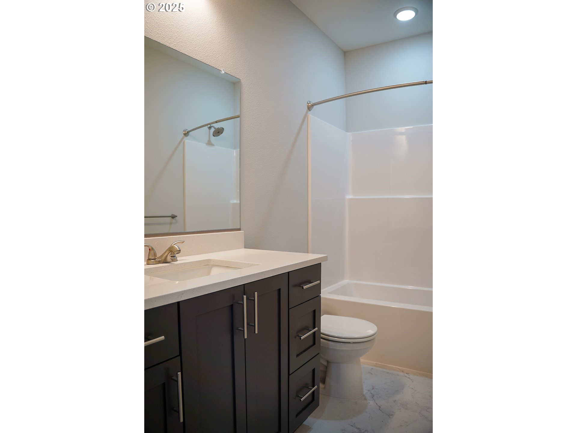 781 Riley Drive Northeast Silverton, OR 97381 - Photo 12 of 27