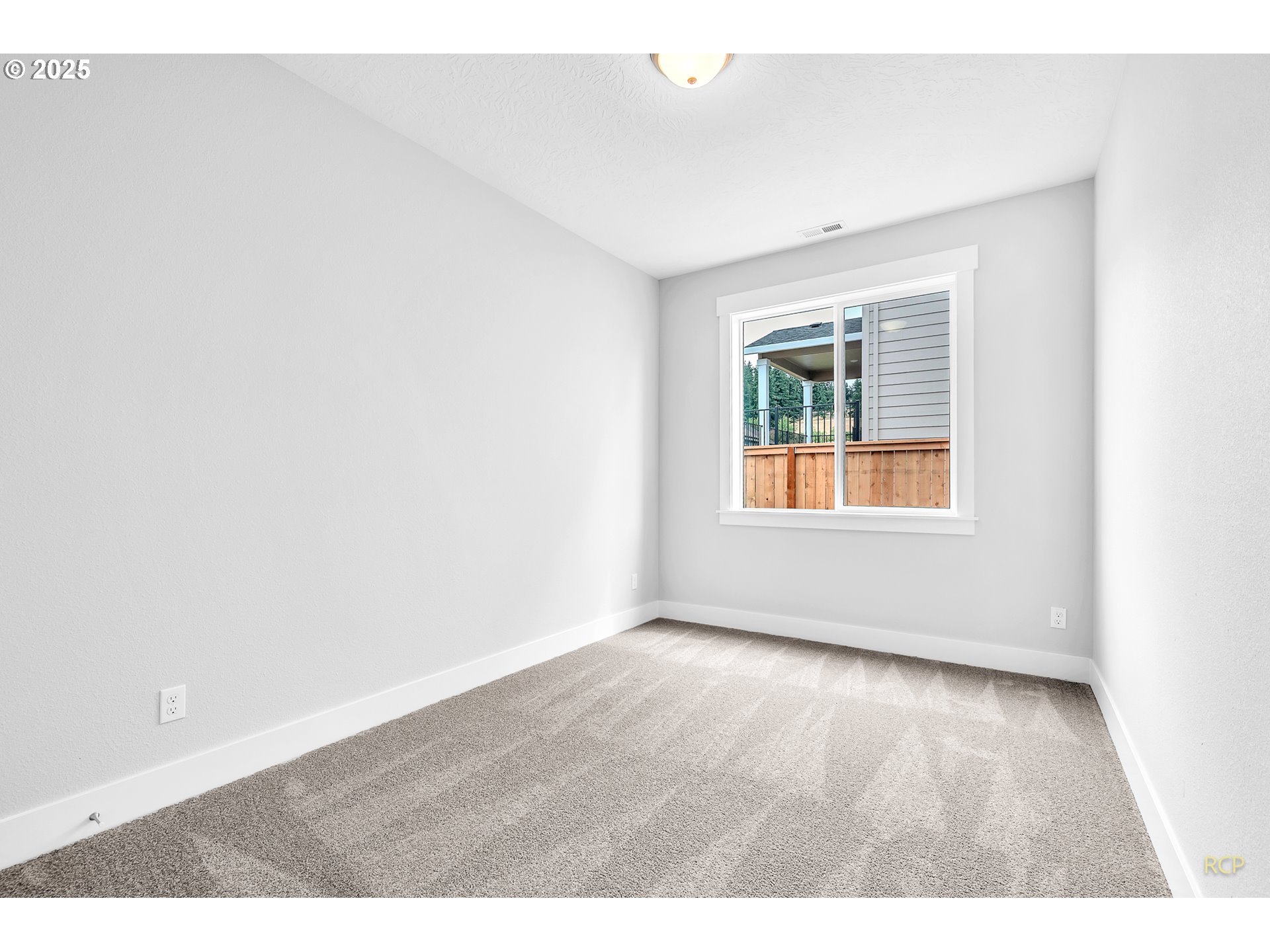 781 Riley Drive Northeast Silverton, OR 97381 - Photo 18 of 27