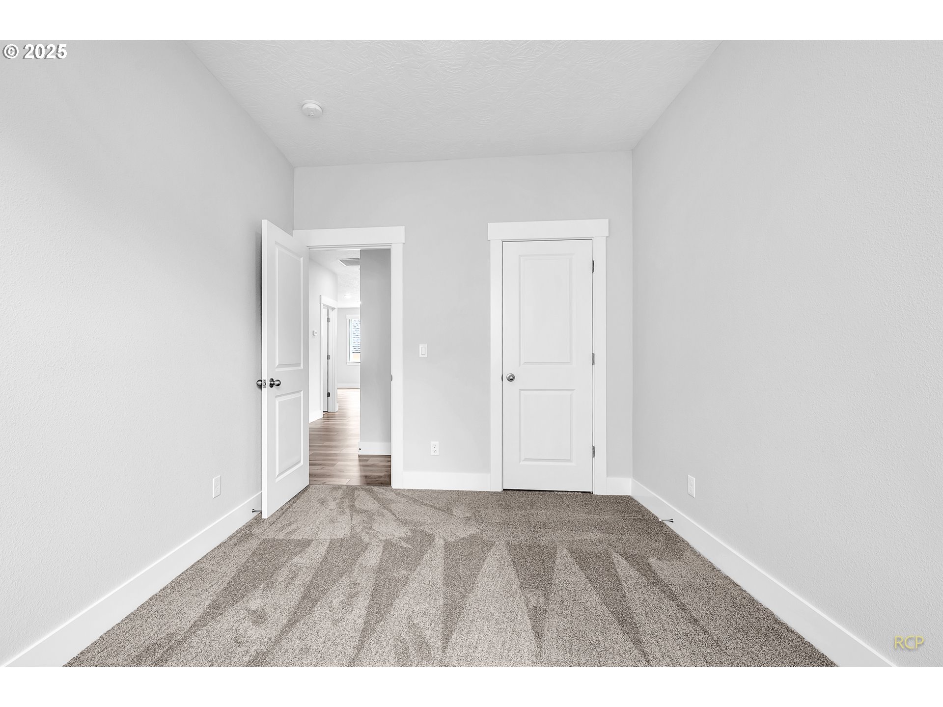 781 Riley Drive Northeast Silverton, OR 97381 - Photo 19 of 27