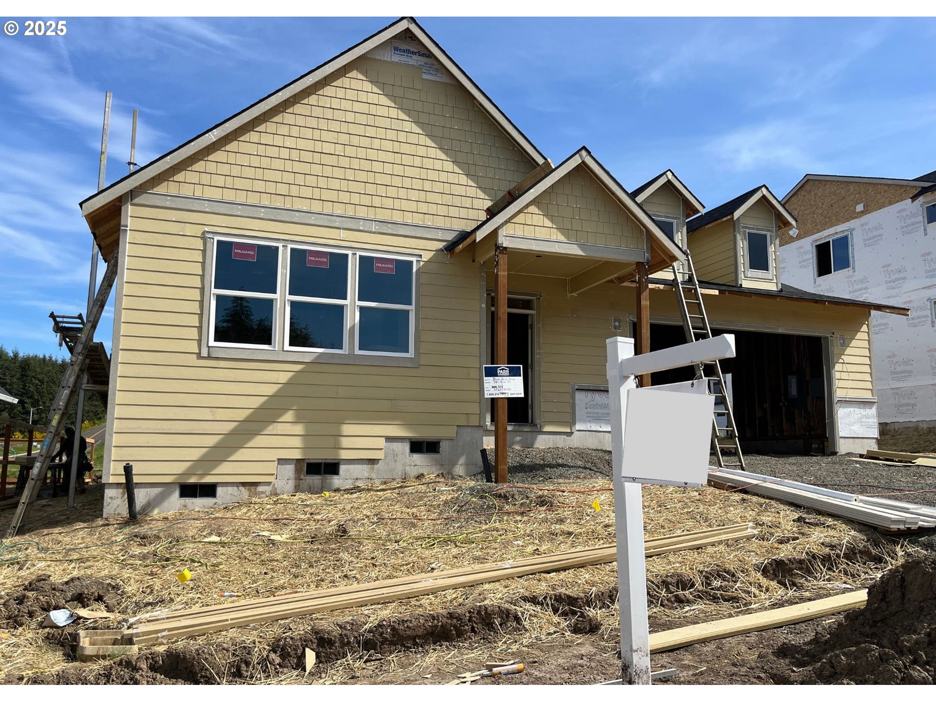 781 Riley Drive Northeast Silverton, OR 97381 - Photo 2 of 27