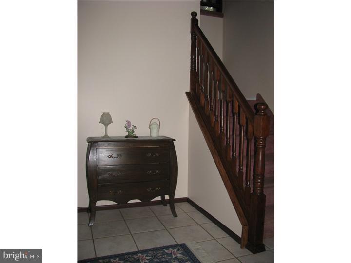 243 Johnson Road Turnersville, NJ 08012 - Photo 5 of 22 Foyer
