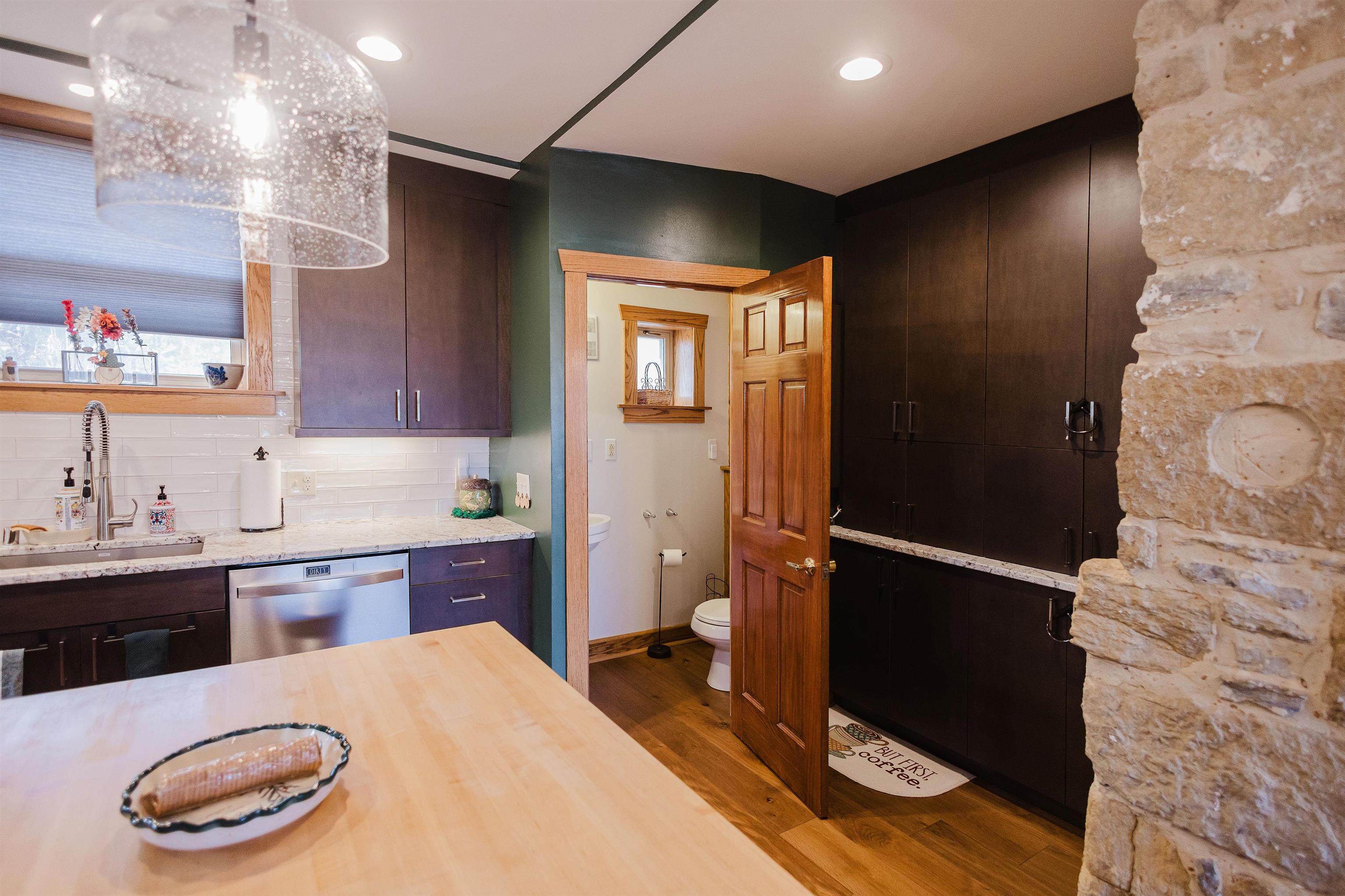 108 4th Street Mineral Point, WI 53565 - Photo 15 of 37