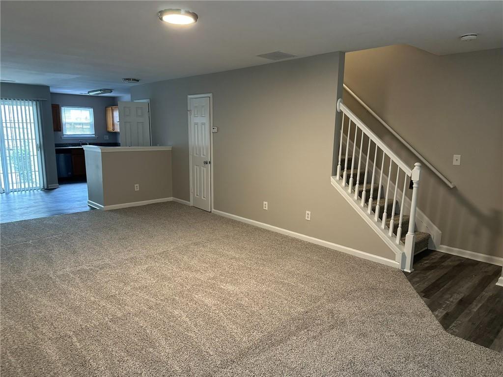 831 Crestwell Circle Atlanta, GA 30331 - Photo 11 of 71