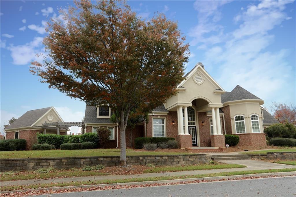 831 Crestwell Circle Atlanta, GA 30331 - Photo 4 of 71