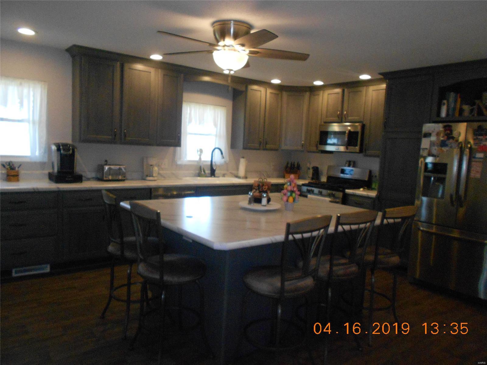 7825 Wesclin Road Germantown, IL 62245 - Photo 3 of 30 Gallery Image 3