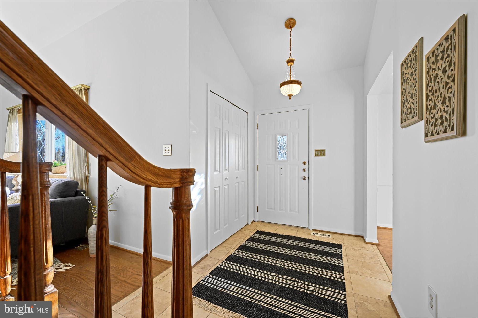 9230 Bowline Road Baltimore, MD 21236 - Photo 4 of 33
