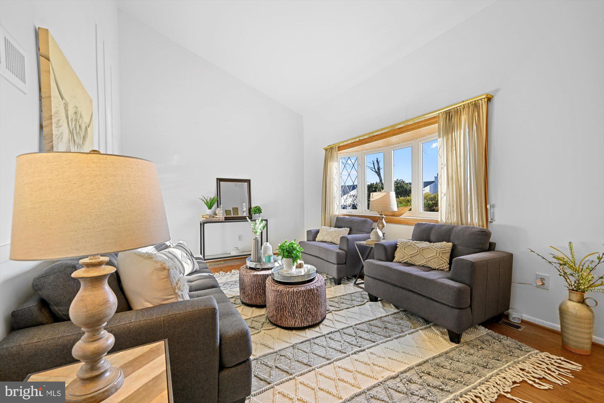 9230 Bowline Road Baltimore, MD 21236 - Photo 7 of 33