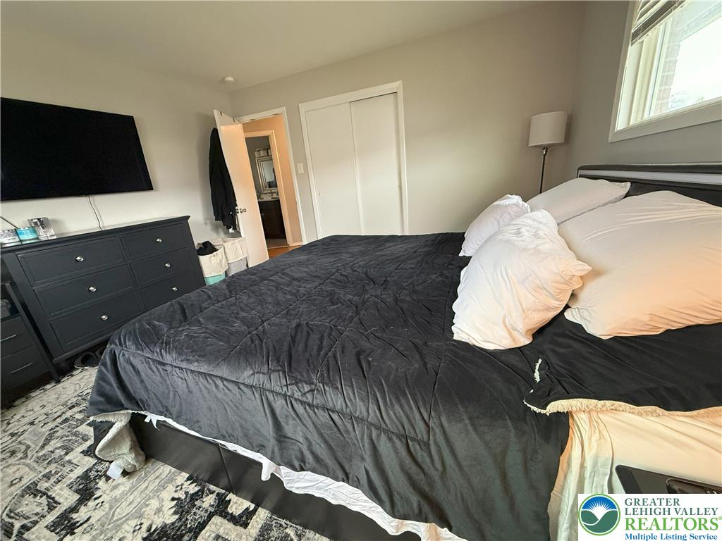 3017 Birch Street Whitehall, PA 18052 - Photo 6 of 9