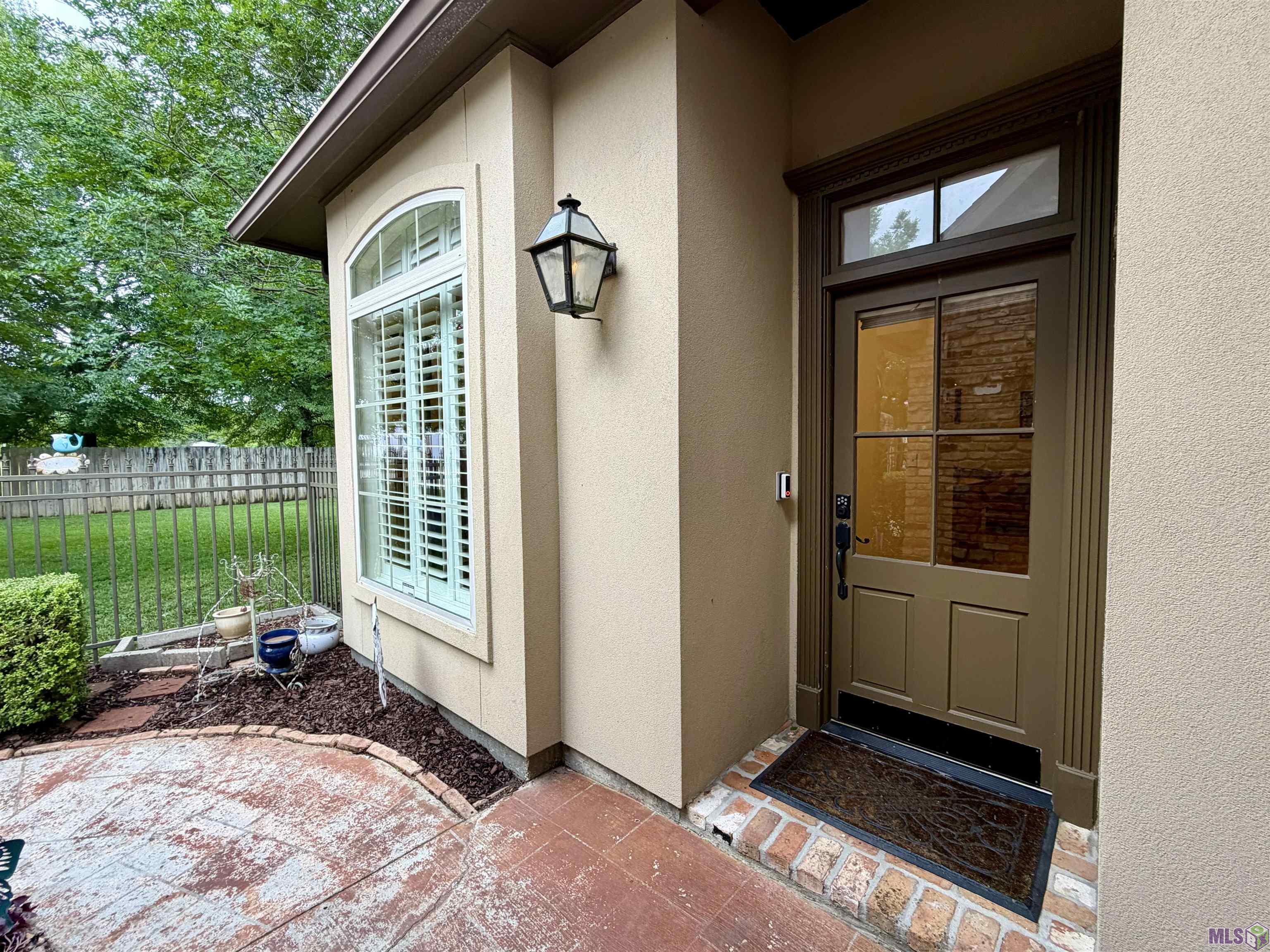 2024 Lac Cache Court Baton Rouge, LA 70816 - Photo 14 of 19