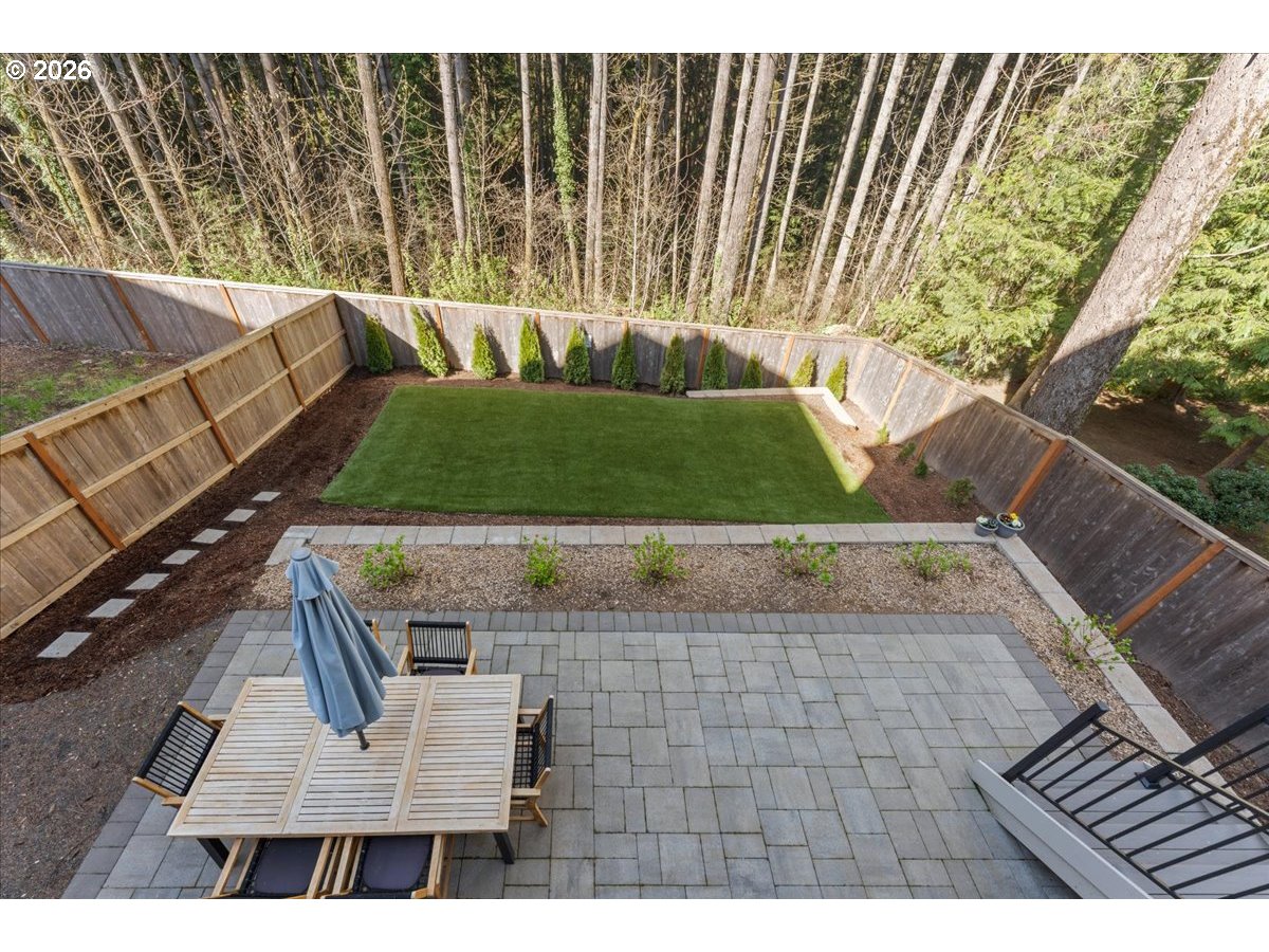8485 Southwest 176th Avenue Beaverton, OR 97007 - Photo 3 of 40 Backyard