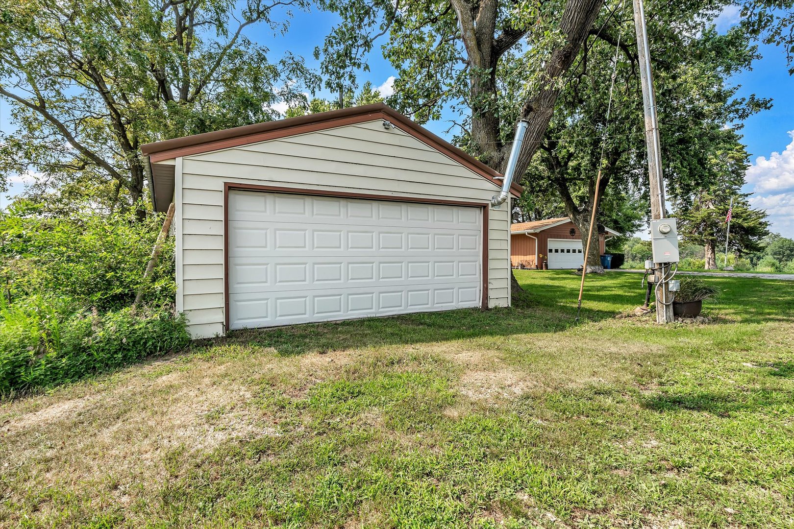 7627 New Liberty Road Walcott, IA 52773 - Photo 39 of 44
