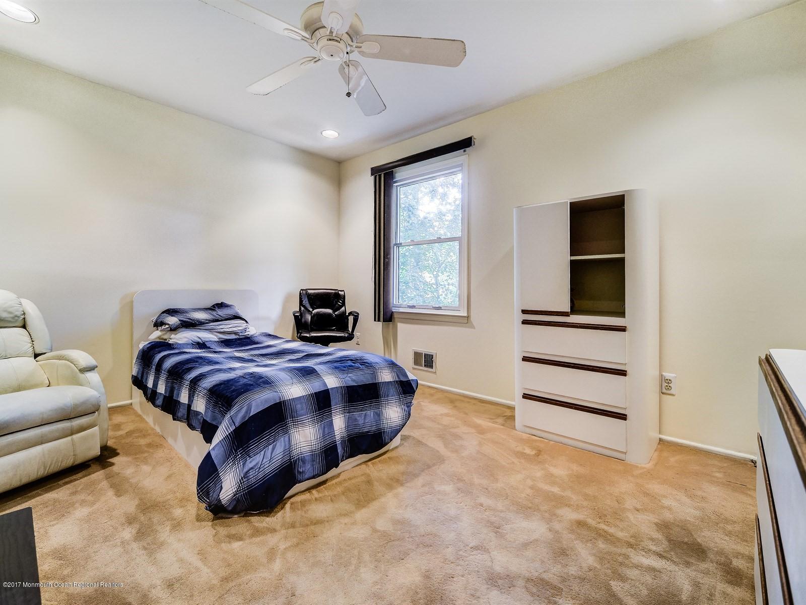 21 Regal Road Manalapan, NJ 07726 - Photo 23 of 31 020_Bedroom