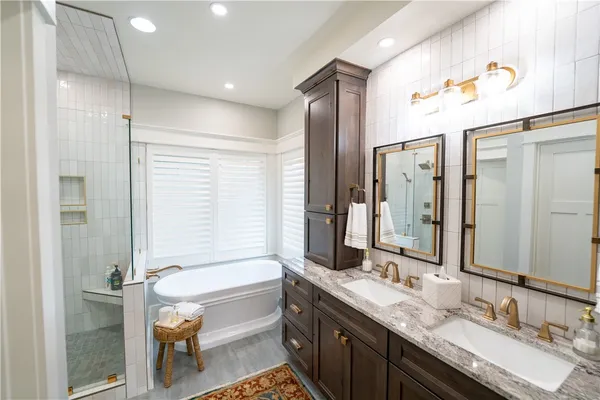 $899,000 | 1819 Cross Creek Drive, Seneca, SC 29678