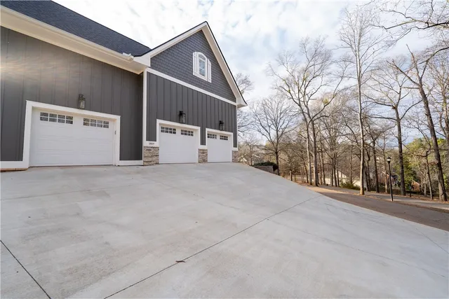 $970,000 | 1819 Cross Creek Drive, Seneca, SC 29678