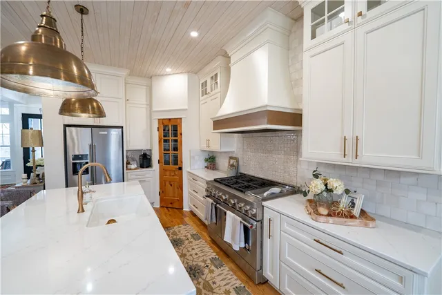 $970,000 | 1819 Cross Creek Drive, Seneca, SC 29678