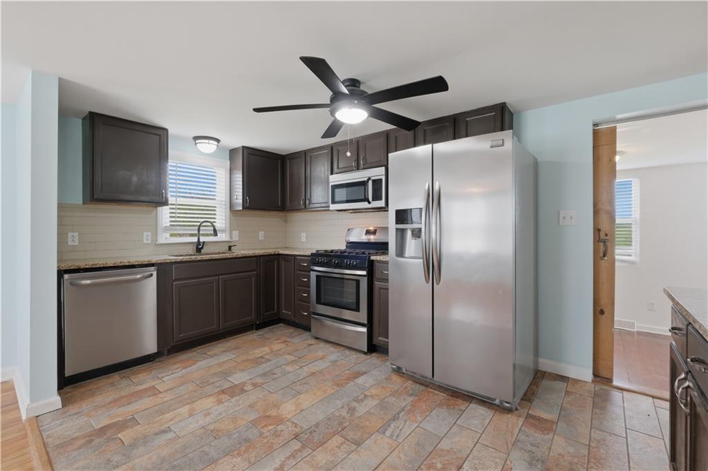 6200 Northeast Russell Rd. Kansas City, MO 64117 - Photo 15 of 33