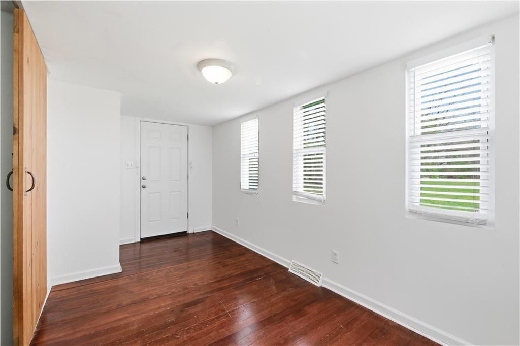 6200 Northeast Russell Rd. Kansas City, MO 64117 - Photo 20 of 33
