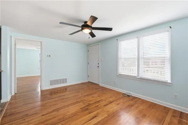 $175,000 | 6200 Northeast Russell Rd., Kansas City, MO 64117