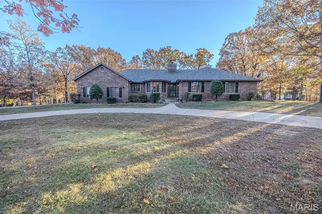 $399,900 | 25670 Open Ridge Lane, Lebanon, MO 65536