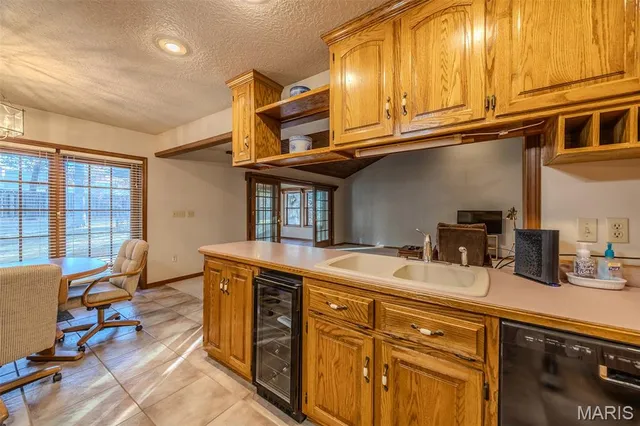 $399,900 | 25670 Open Ridge Lane, Lebanon, MO 65536