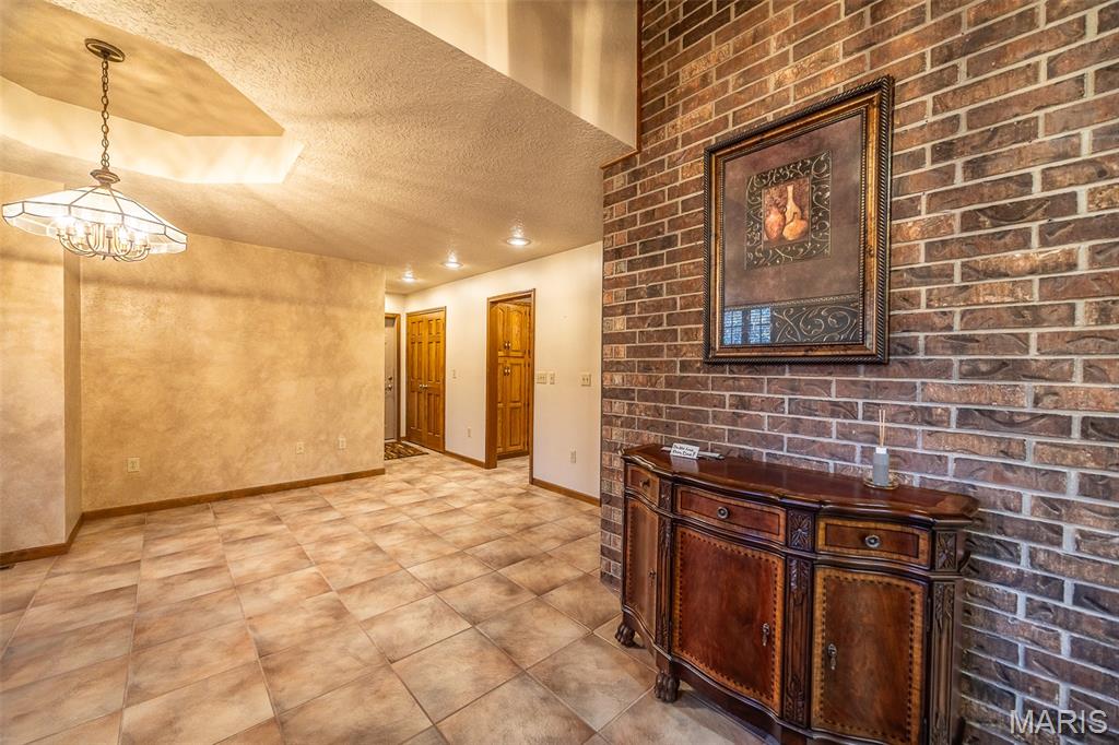 25670 Open Ridge Lane Lebanon, MO 65536 - Photo 5 of 60