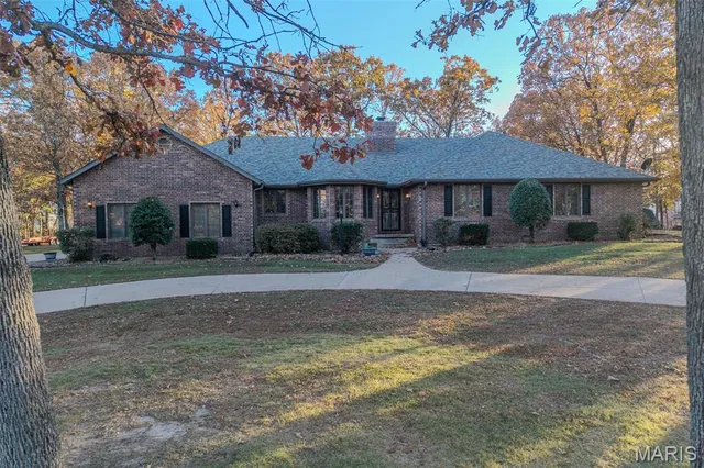 $399,900 | 25670 Open Ridge Lane, Lebanon, MO 65536