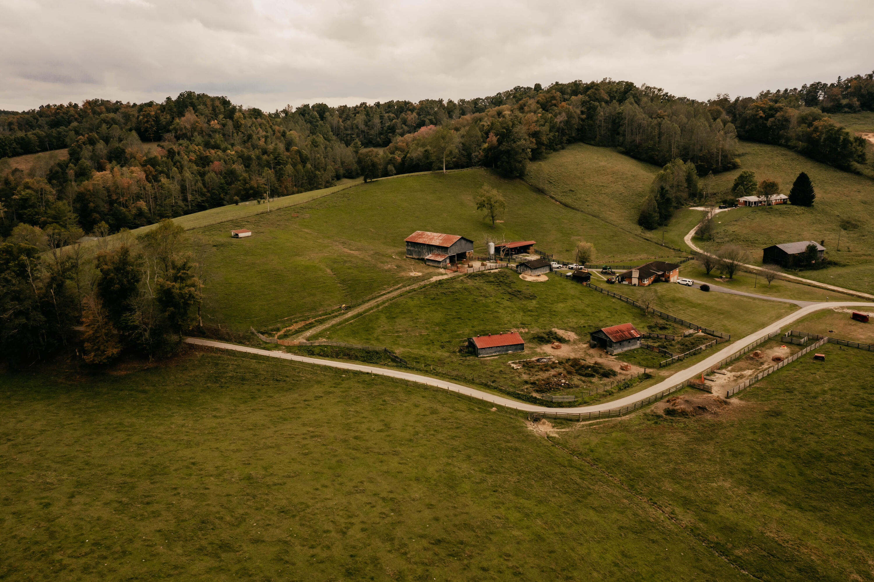 322 Clark Branch Road Campton, KY 41301 - Photo 6 of 63 KRPbw-0500