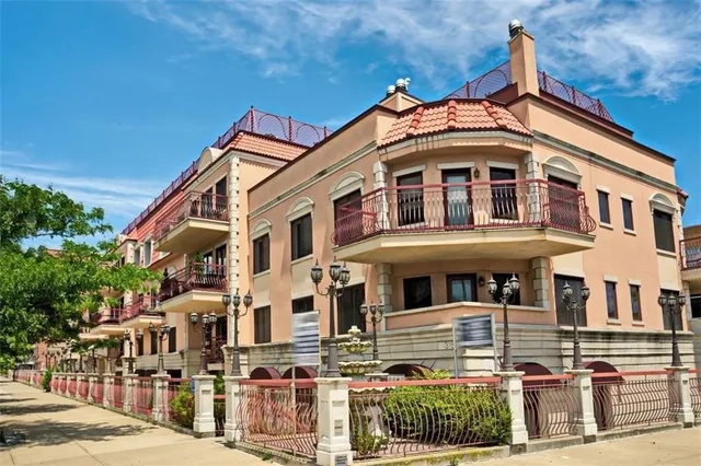 a front view of a building