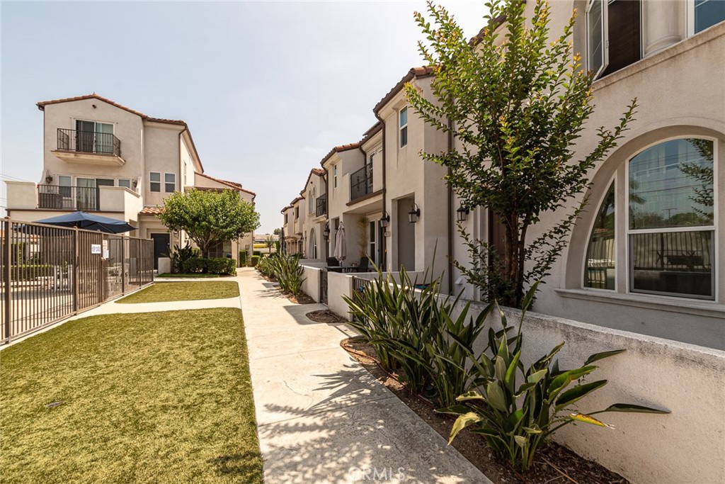 7019 Passons Boulevard Pico Rivera, CA 90660 - Photo 4 of 27 a view of a building with many windows