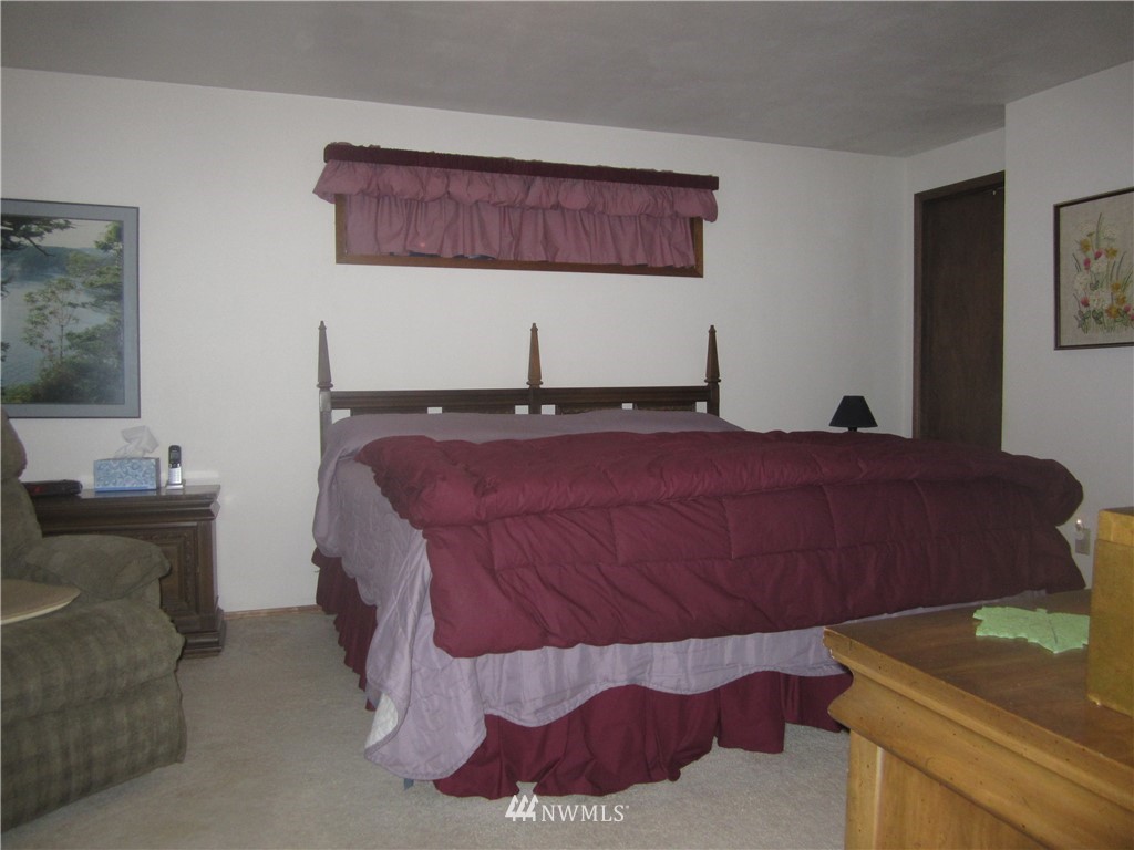 3269 Robertson Road Bellingham, WA 98226 - Photo 12 of 25 Gallery Image 12