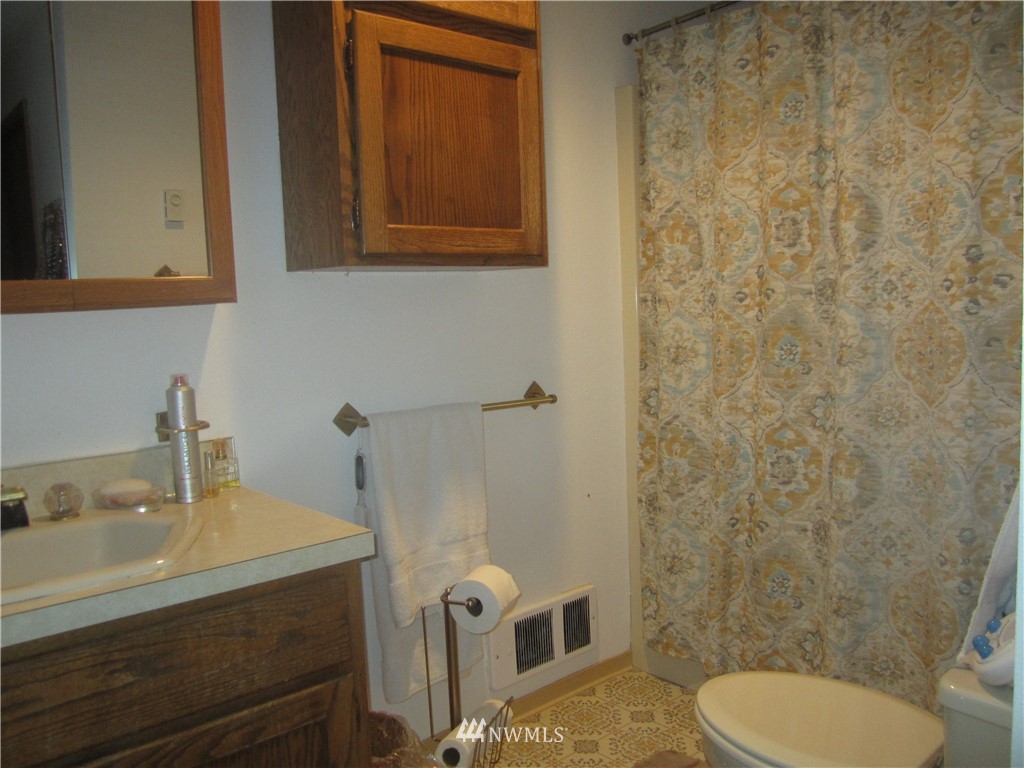 3269 Robertson Road Bellingham, WA 98226 - Photo 13 of 25 Gallery Image 13