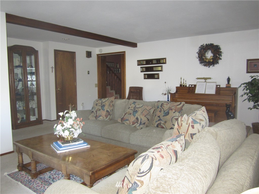 3269 Robertson Road Bellingham, WA 98226 - Photo 5 of 25 Gallery Image 5