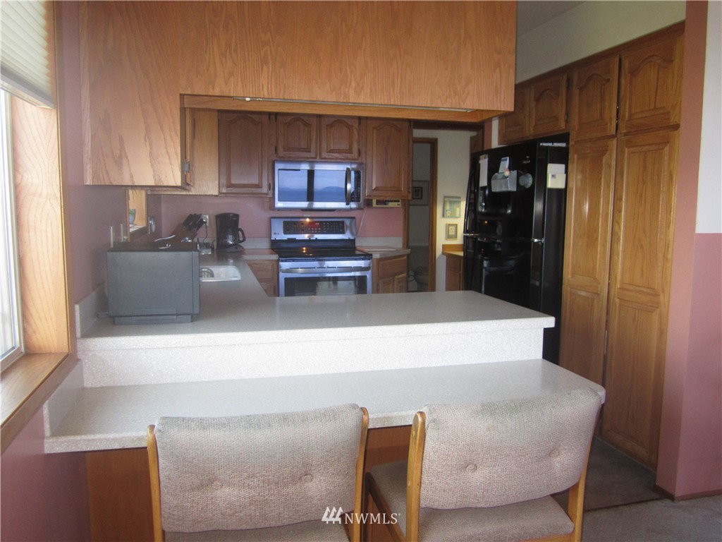 3269 Robertson Road Bellingham, WA 98226 - Photo 6 of 25 Gallery Image 6