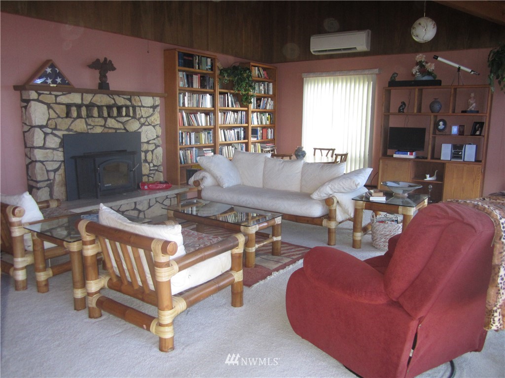 3269 Robertson Road Bellingham, WA 98226 - Photo 9 of 25 Gallery Image 9