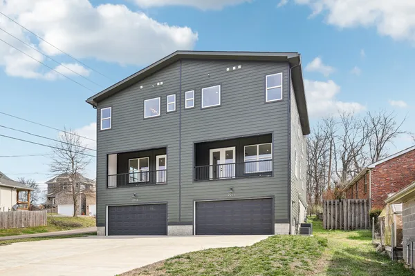 $3,500 | 2211 18th Avenue North, Nashville, TN 37208