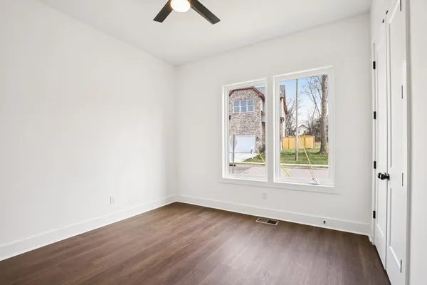 $3,500 | 2211 18th Avenue North, Nashville, TN 37208
