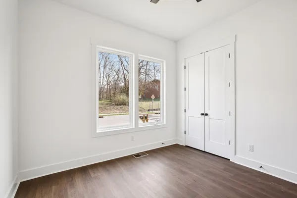 $3,500 | 2211 18th Avenue North, Nashville, TN 37208