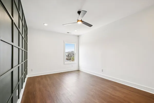 $3,500 | 2211 18th Avenue North, Nashville, TN 37208