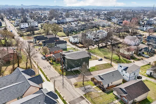 $3,500 | 2211 18th Avenue North, Nashville, TN 37208