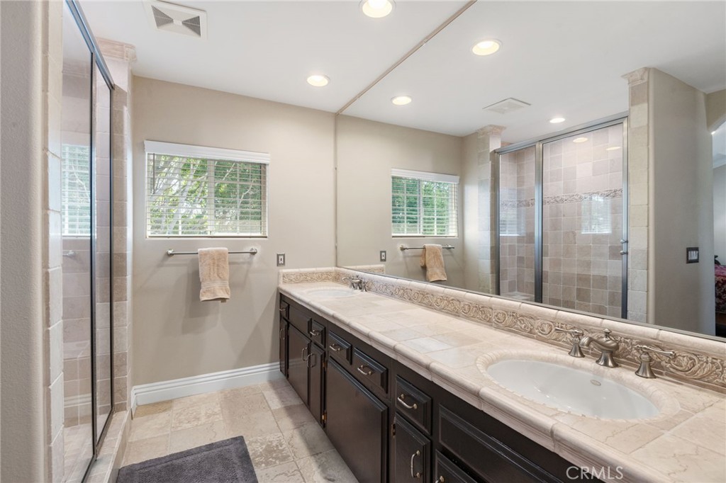 6590 Hawarden Drive Riverside, CA 92506 - Photo 20 of 68
