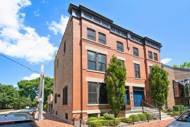 $4,100,000 | 438 West Eugenie Street, Chicago, IL 60614